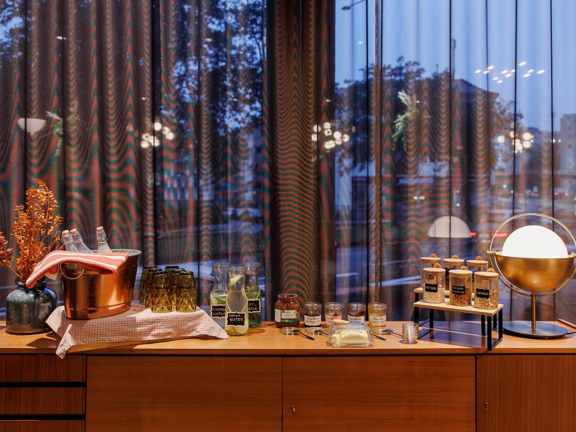 קלן Koncept Hotel International מראה חיצוני תמונה